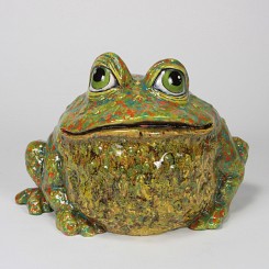 Large Crystal Toad (E)